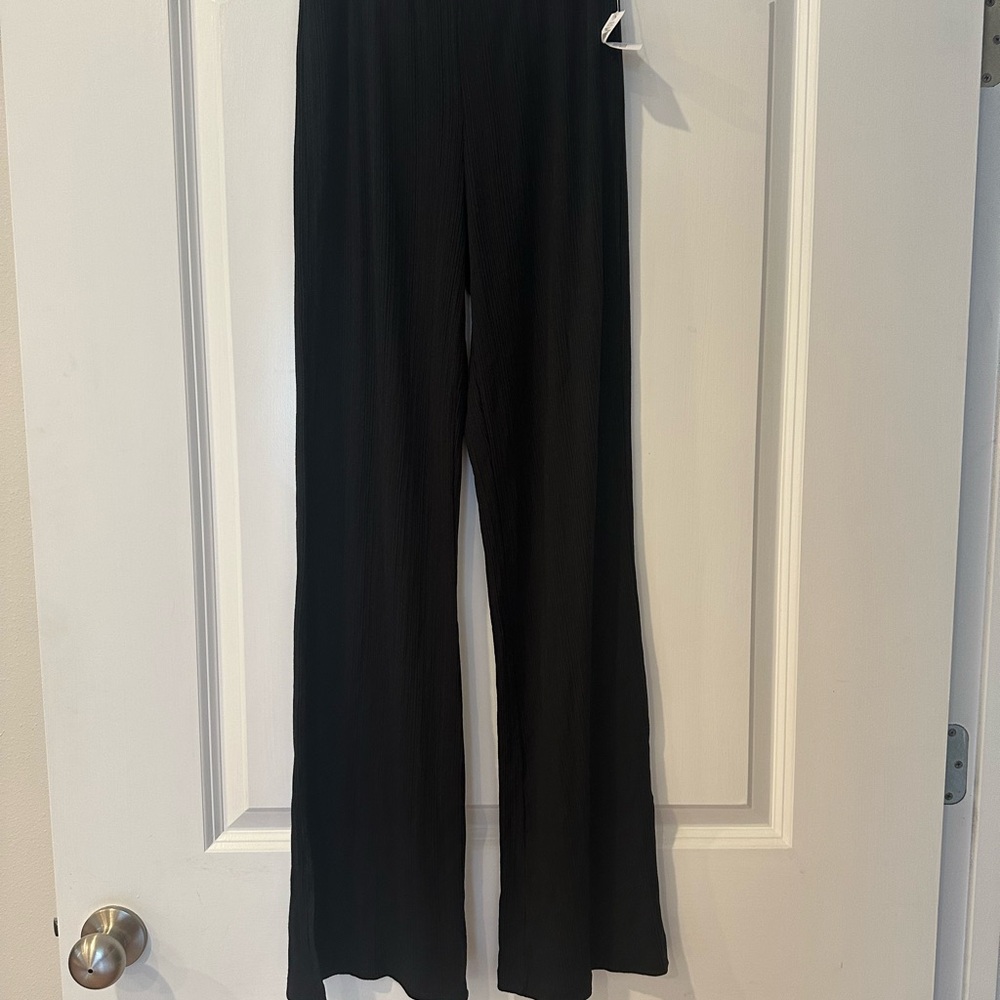 GAP Black Wide Leg Ribbed pants